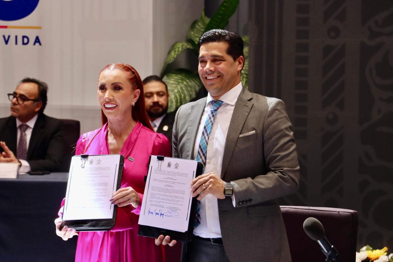 Firman hermanamiento las ciudades de Villa Álvarez y Aguascalientes