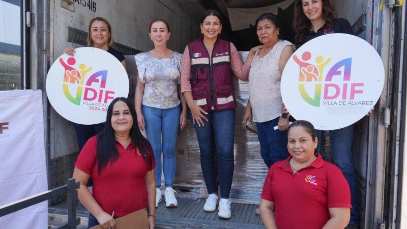 Entregan gobiernos de VdeA, estatal y federal más de 10 mil lts de leche