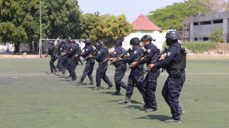 Instituto de Formación Policial de SSP Colima imparte capacitación en tiro y armamento